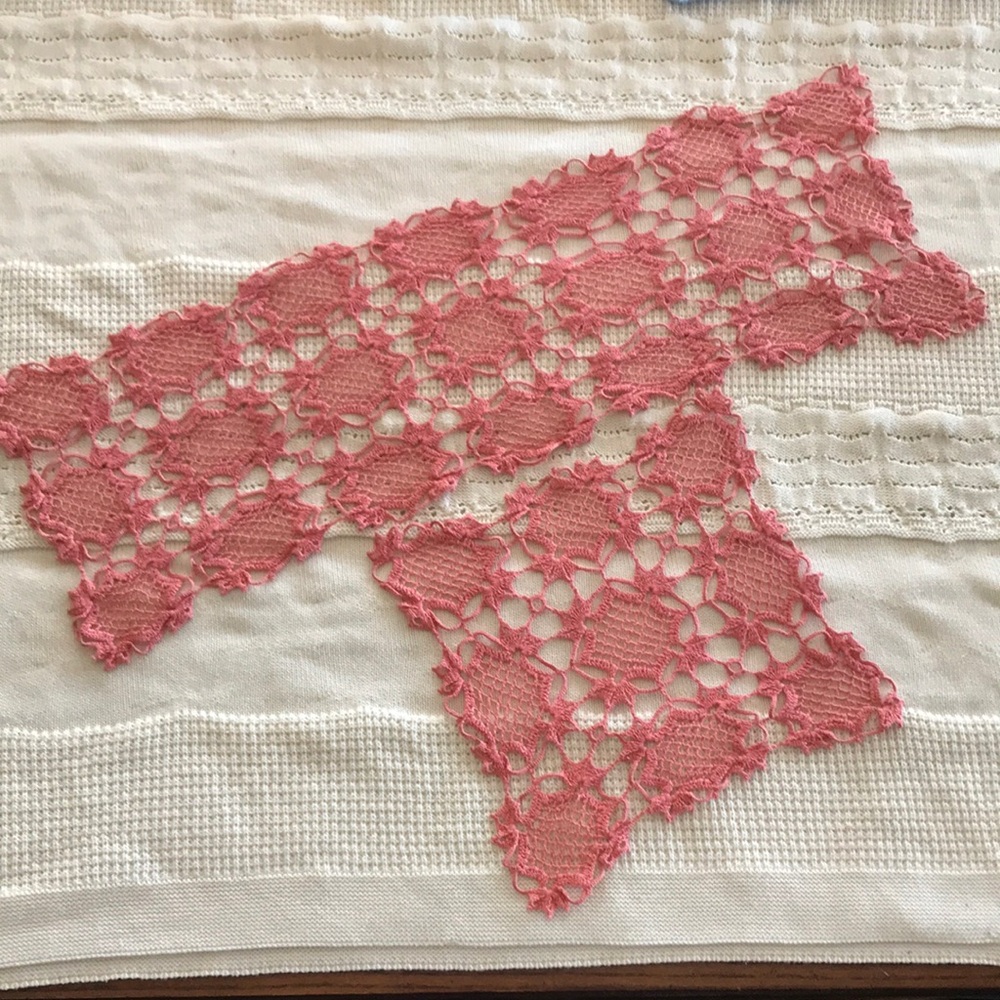 Vintage Handmade Crochet Dollies Coral Rectangular Square Set 2